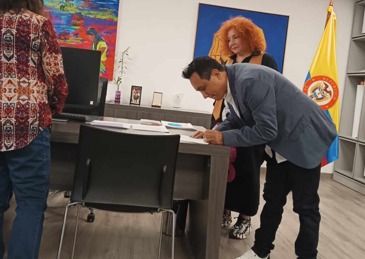 El nuevo director tiene entre sus responsabilidades garantizar los derechos de las personas que han sufrido con el conflicto armado.