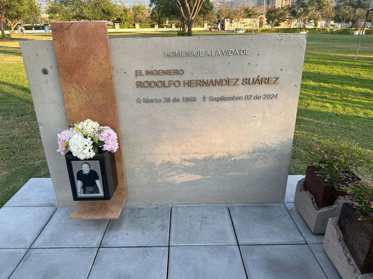 La tumba volverá a tener el epitafio aseguraron voceros del partido Liga de Gobernantes