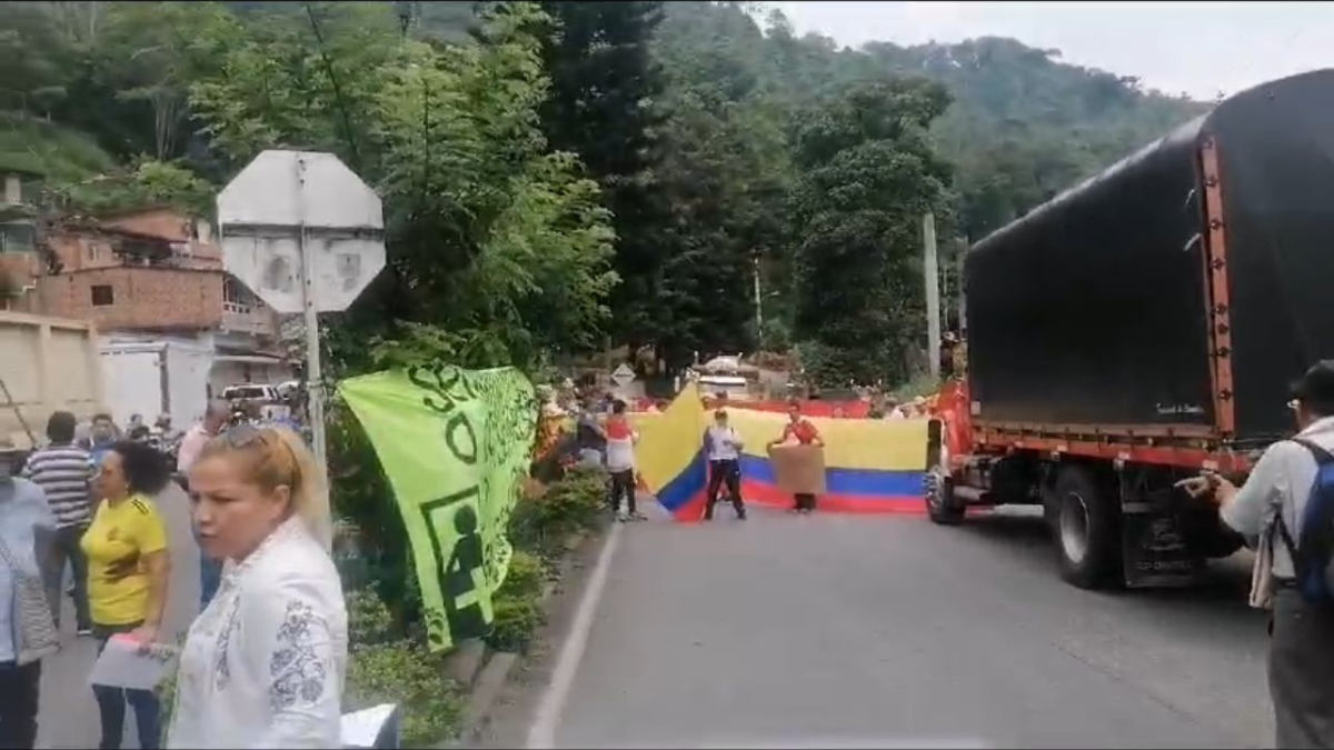 Habitantes rechazan reactivación del peaje de Rionegro.