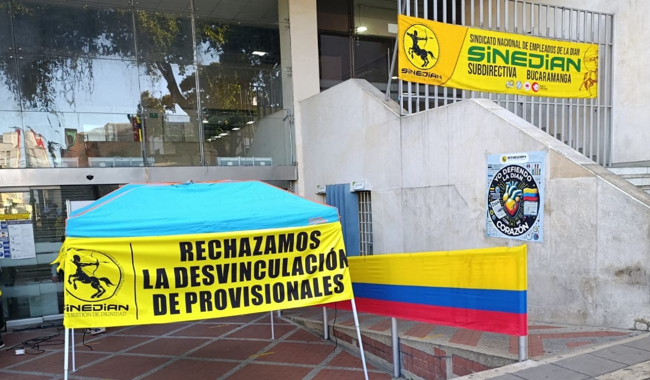 Protesta en la DIAN Bucaramanga