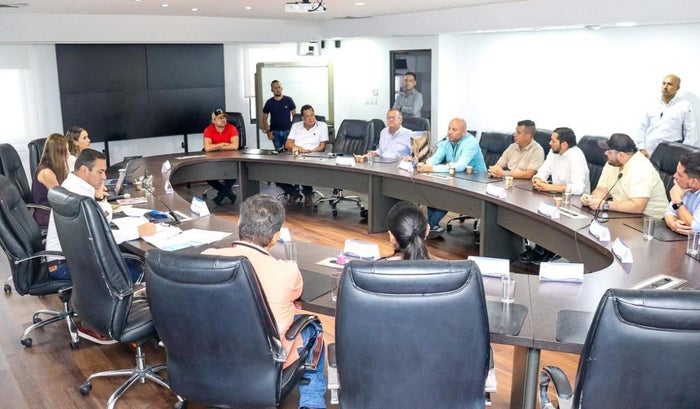 Reunión de la Gobernación de Santander y alcaldes de la provincia de Vélez