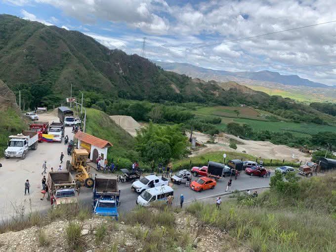 Bloqueo de vías en Norte de Santander
