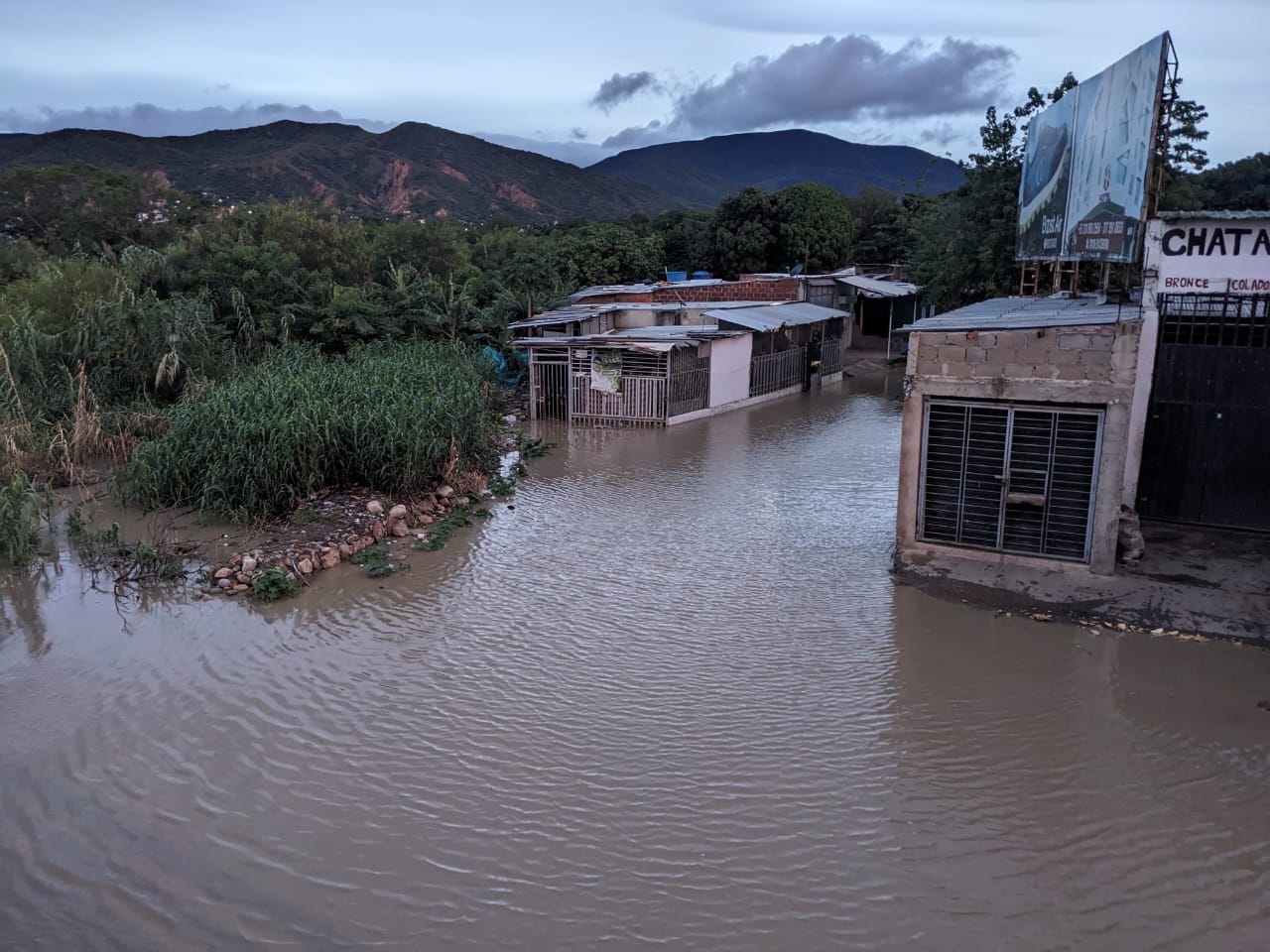 Casas Inundadas en zona limítrofe de Colombia con Venezuela