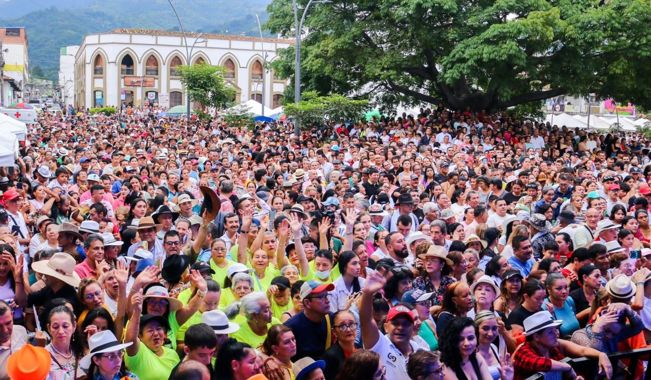 Inauguración Festival de Música Campesina en Floridablanca