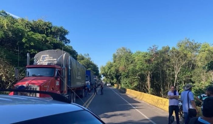 Cierre vial en el sector La Gómez, en la Troncal del Magdalena 2