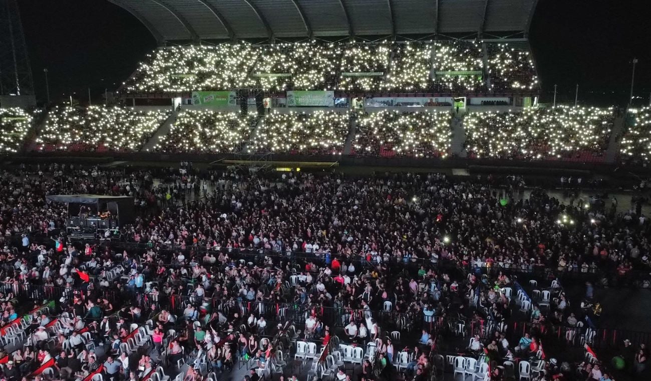 Concierto en el estadio Américo Montanini de Bucaramanga