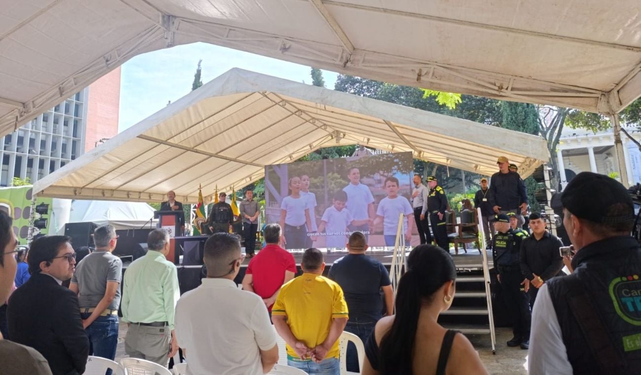 Presentación del Comando Antiextorsión y Antisecuestro en Bucaramanga