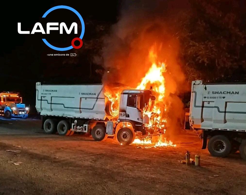 Vehículo Incinerado en Norte de Santander