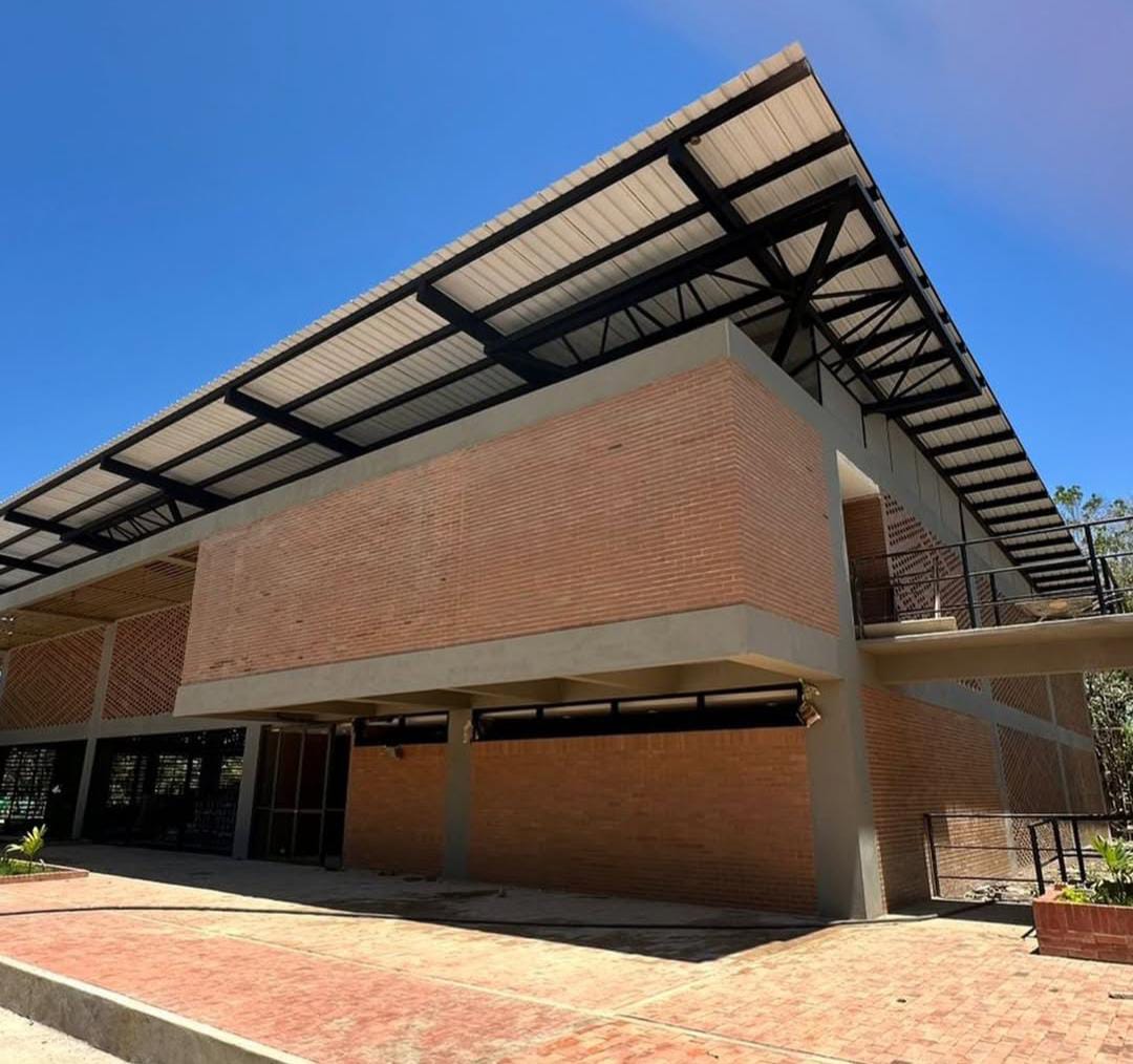 Mega-Colegio de la fundación Pies descalzos de la cantante Shakira en el Catatumbo