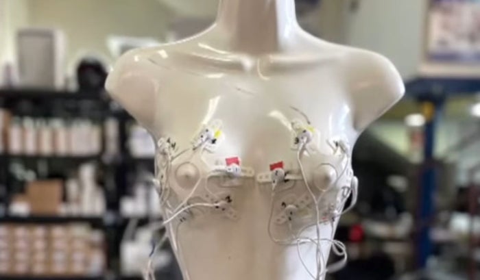 Julieta, dispositivo para detectar síntomas del cáncer de mama