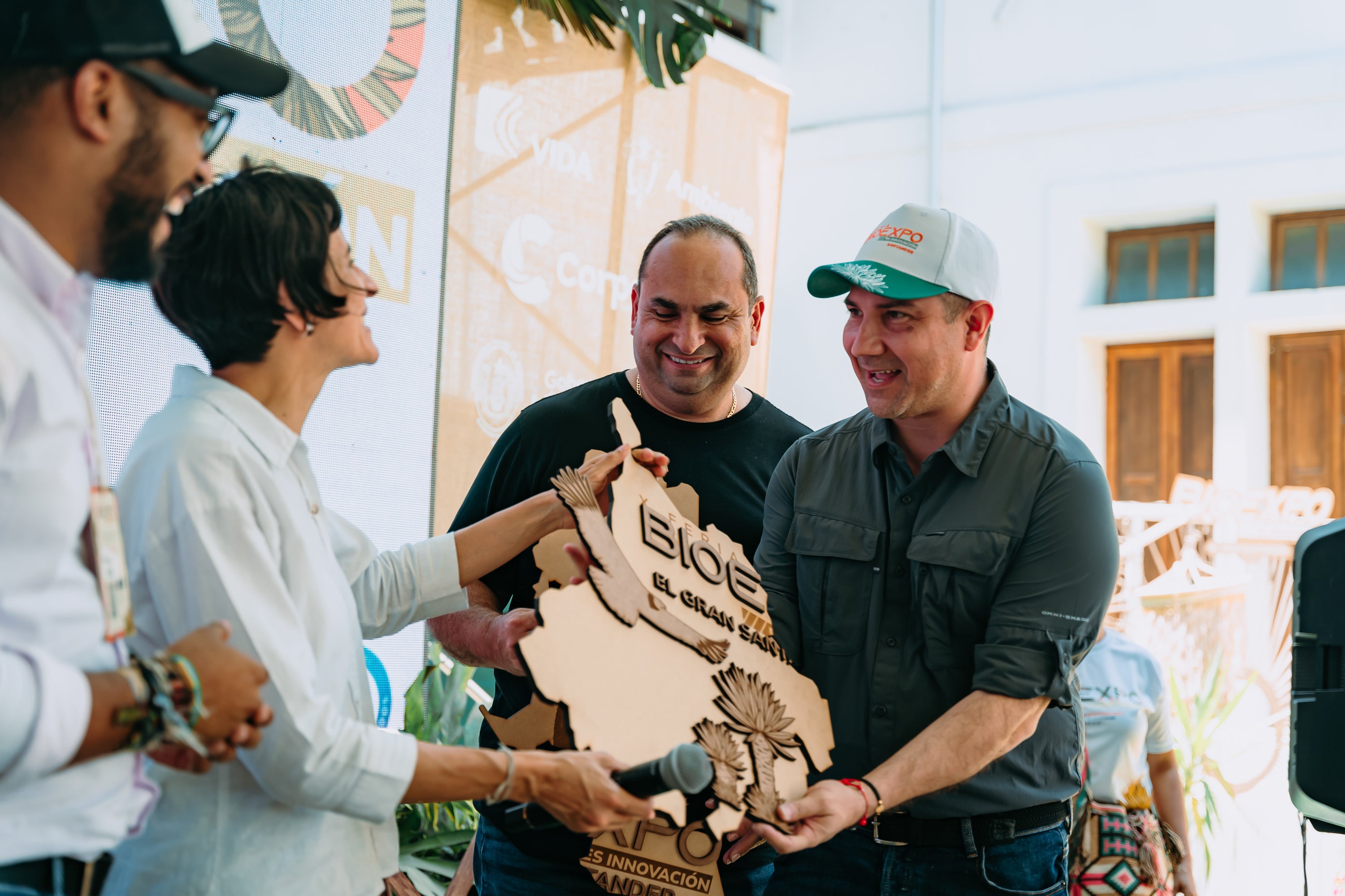 En 1965 surgió la Corporación Autónoma Regional para la Defensa de la Meseta de Bucaramanga (CDMB). Contenido Patrocinado