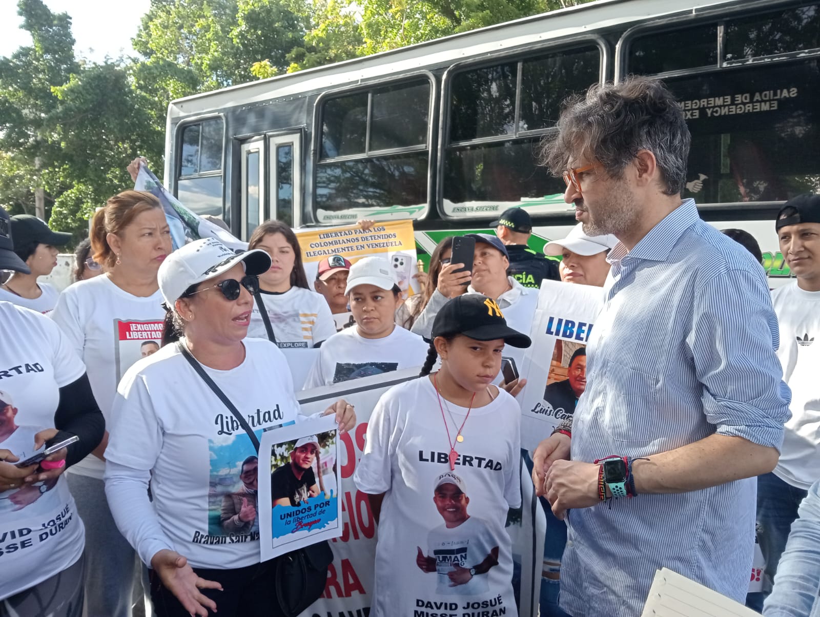 Reunión Cancillería y familias de colombianos detenidos en Venezuela