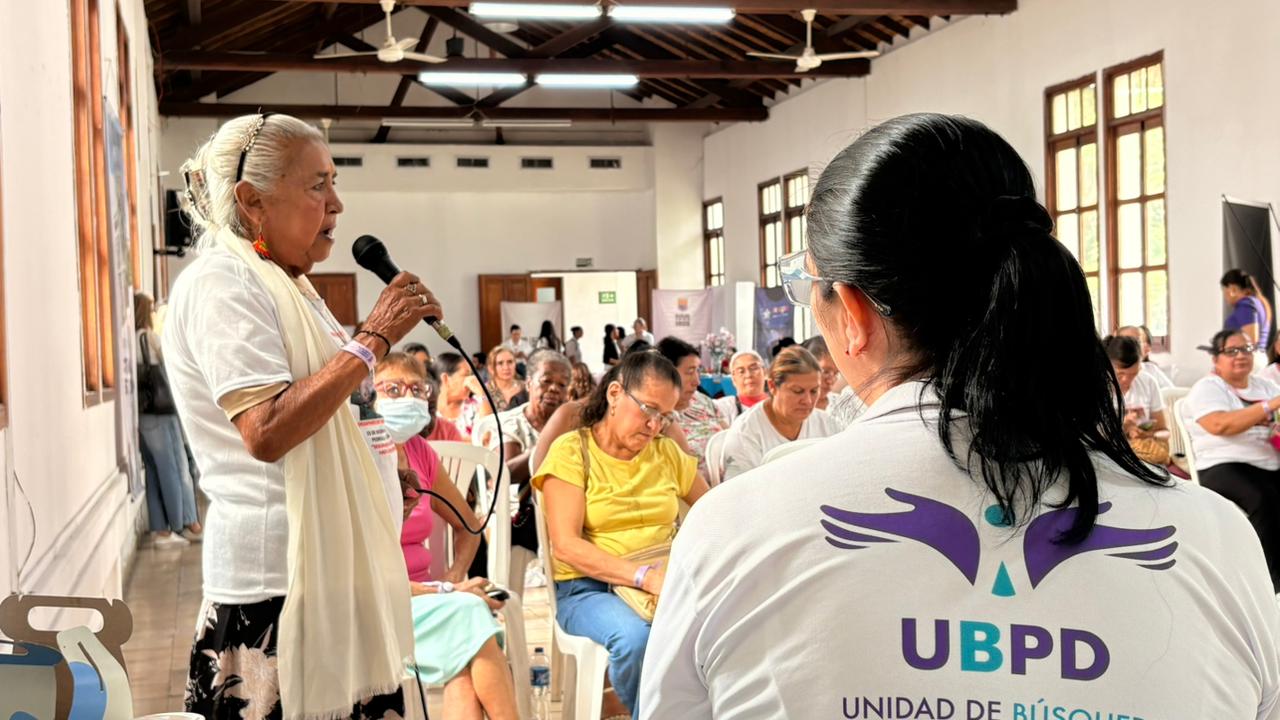 Mujeres buscadoras de víctimas de desaparición forzada en Norte de Santander