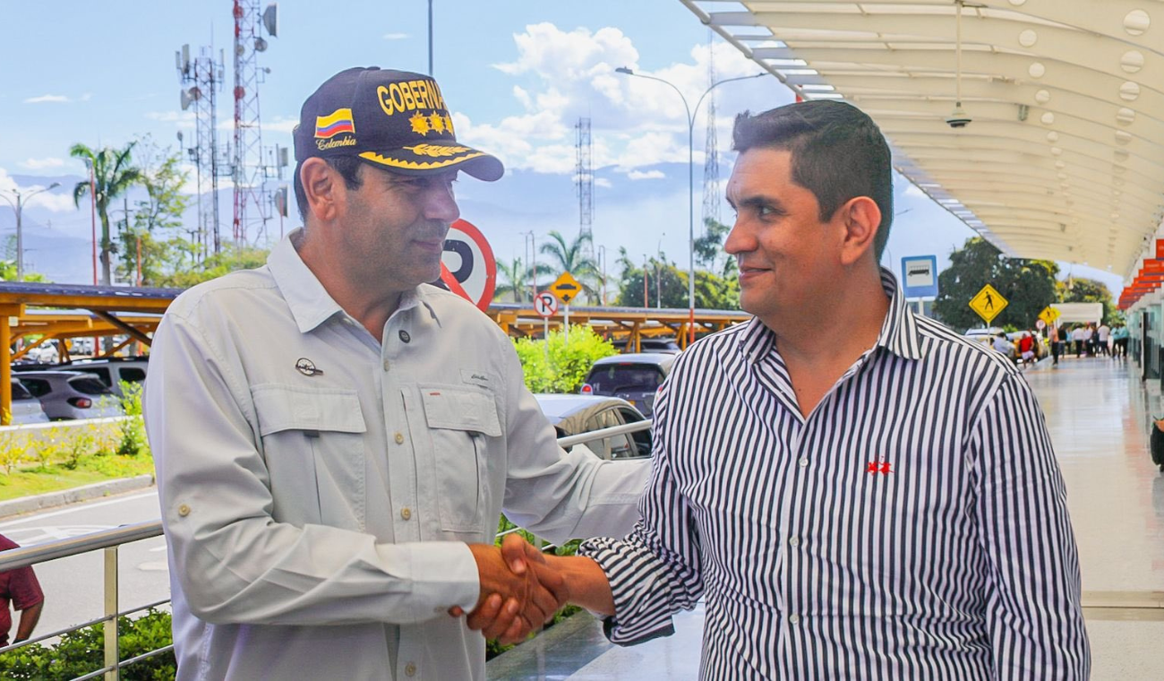 Gobernador de Santander Juvenal Díaz y alcalde (e) de Girón Fredy Cáceres