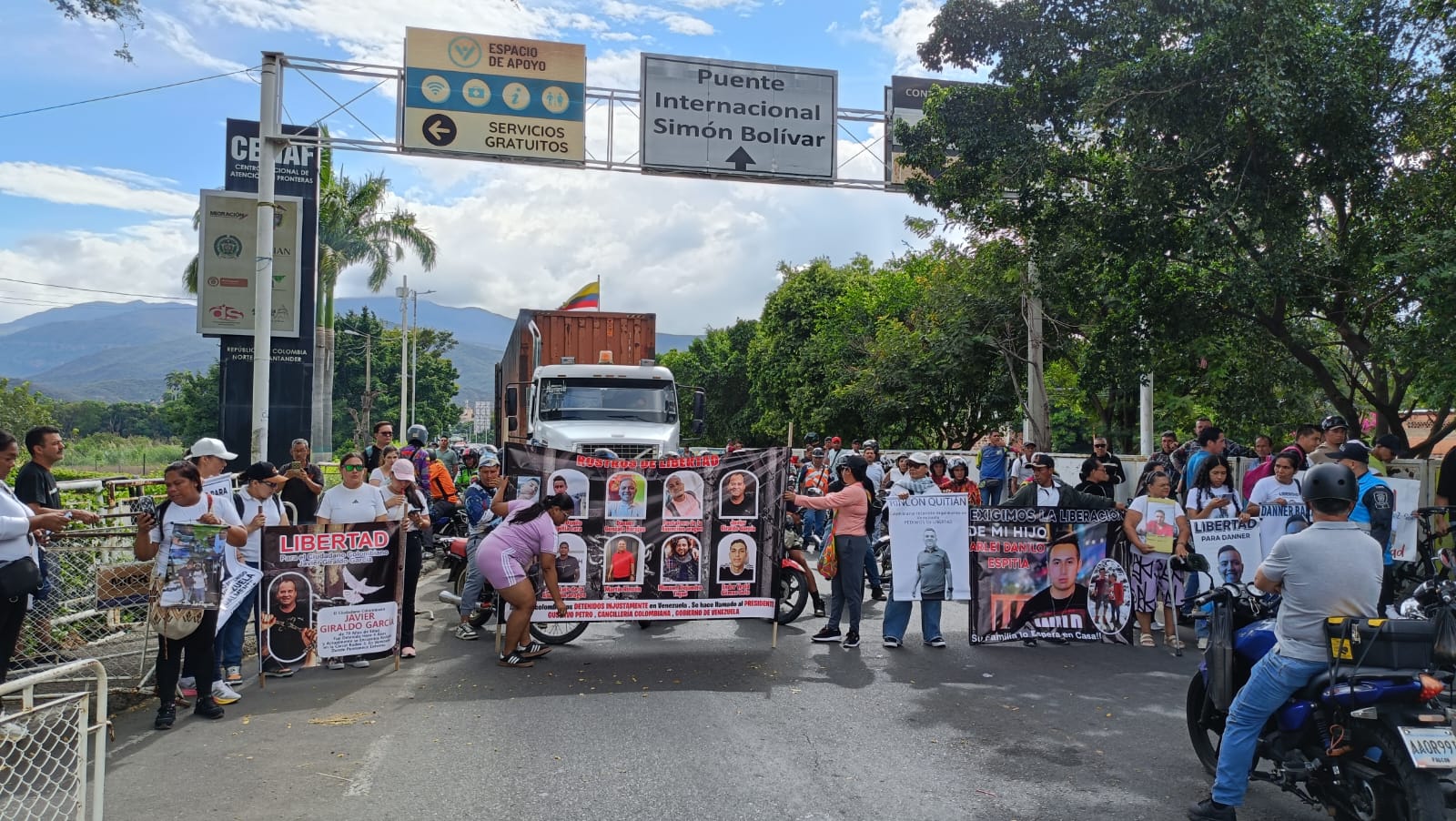 Protesta de familiares de presos colombianos