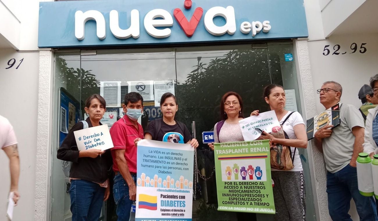 Pacientes de la Nueva EPS protestan en Bucaramanga