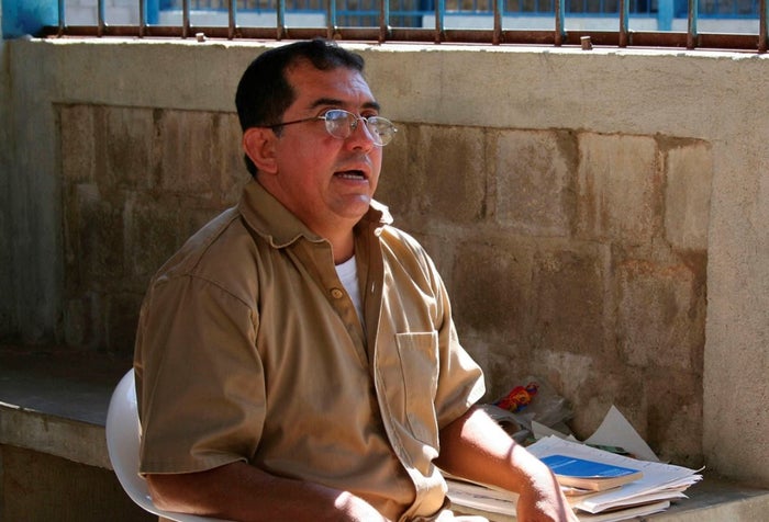 El senador Roy Barreras explicó que ‘La Bestia’ como es conocido Garavito no resultó afectado por la ley que amplió a 60 años de condena este tipo de delitos.