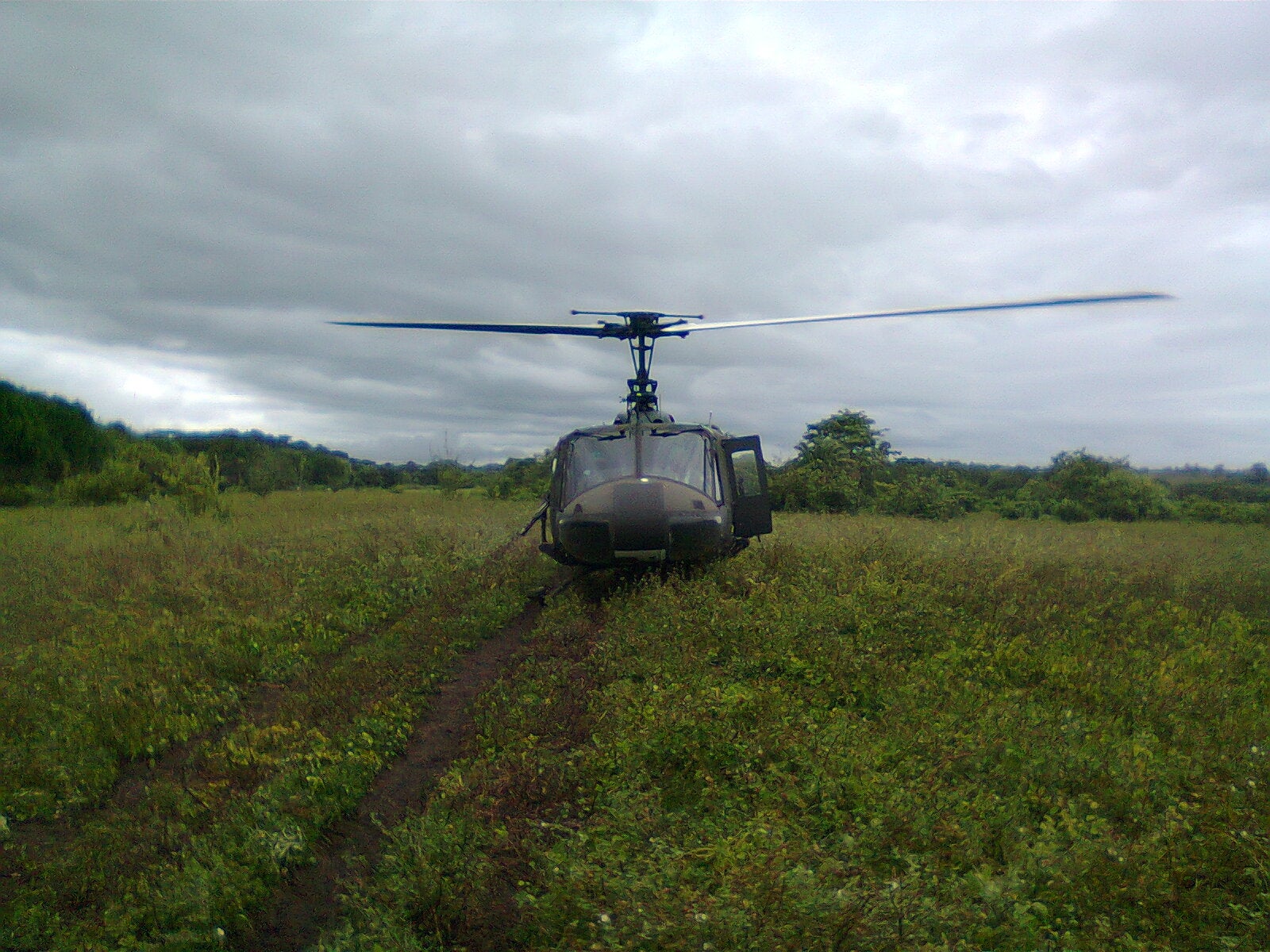 El combate se registró en zona rural de Puerto Escondido.