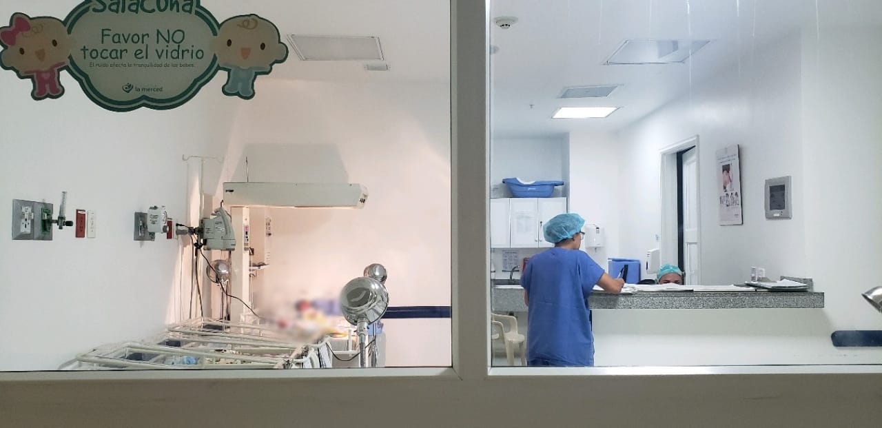 Nace recién Nacida embarazada Neonato Clínica la merced