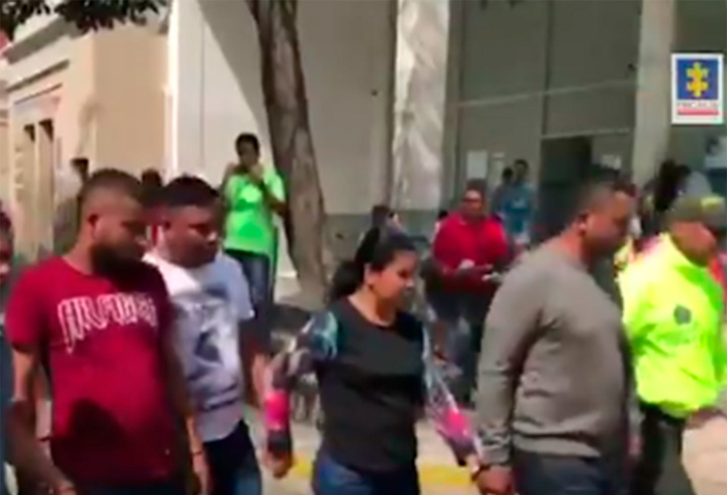 Las personas capturadas en la redada de la Fiscalía contra prestamistas gota a gota