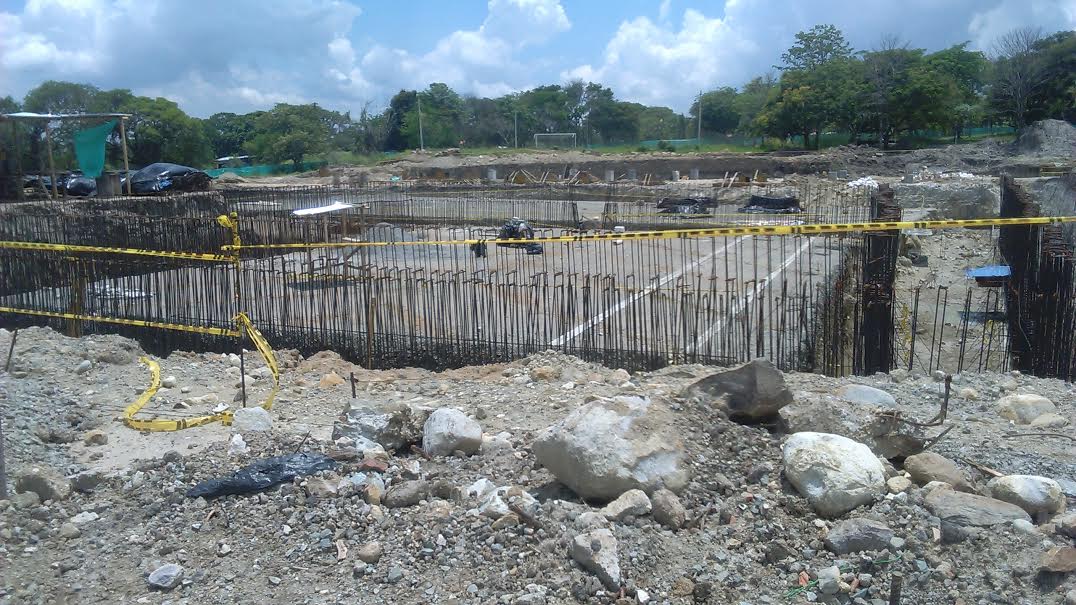 En total son 93 obras inconclusas distribuidas en 25 municipios del Tolima