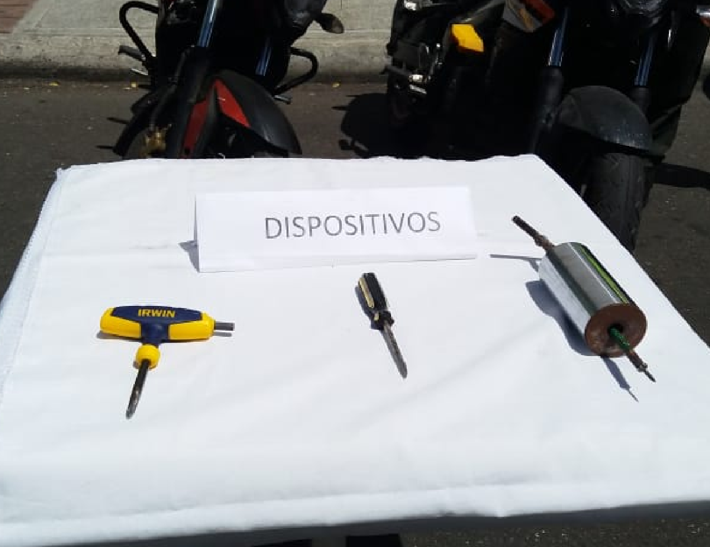 Asi se roban las motos en Ibague