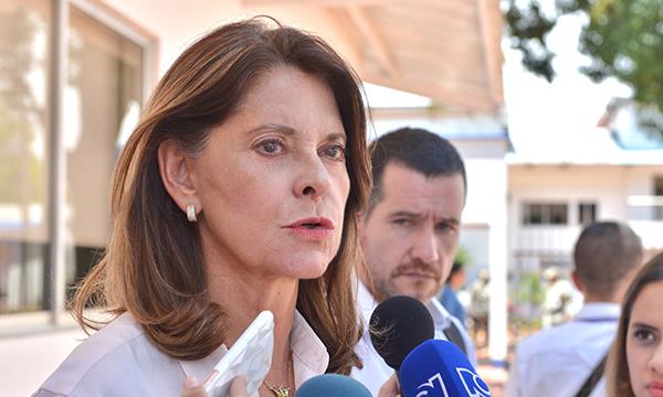 Vicepresidenta advirtió que el gobierno está decidido a acabar el narcotráfico y la corrupción