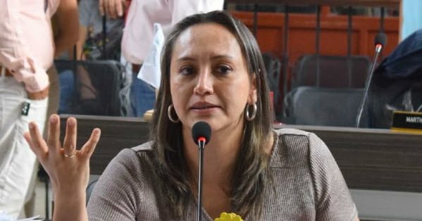 Linda Perdomo fue imputada por la fiscalía por la elección irregular de contralor