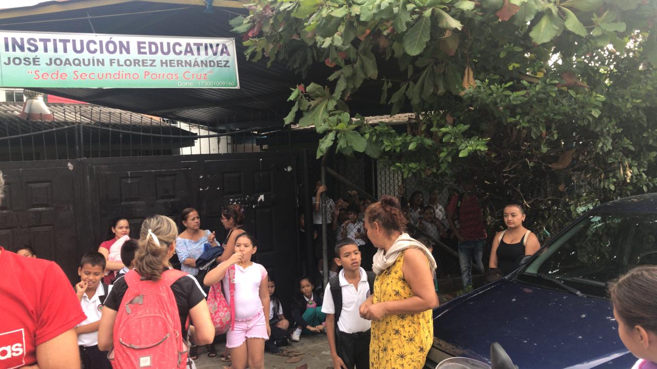 I.E José Joaquín Flórez de Picaleña en huelga