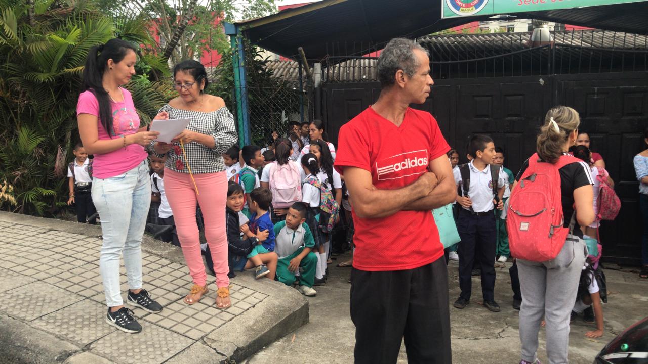 I.E José Joaquín Flórez de Picaleña en huelga