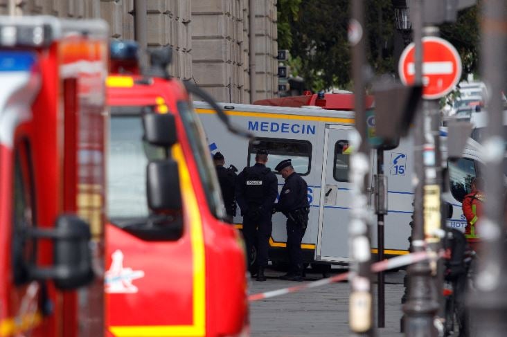 Ataque con cuchillo en París