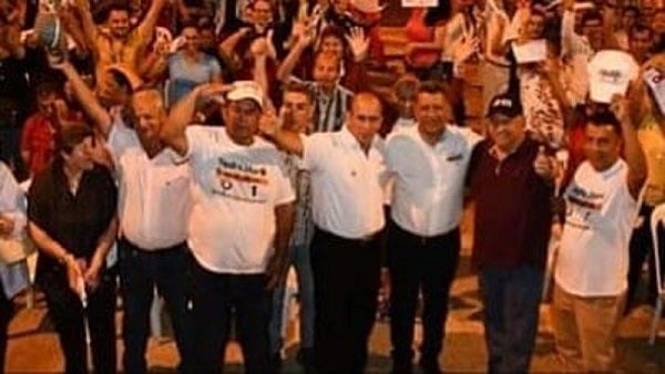 El concejal Pedro Mora, notificó a sus seguidores de la Comuna 8 que acompañará a Orozco en las urnas.