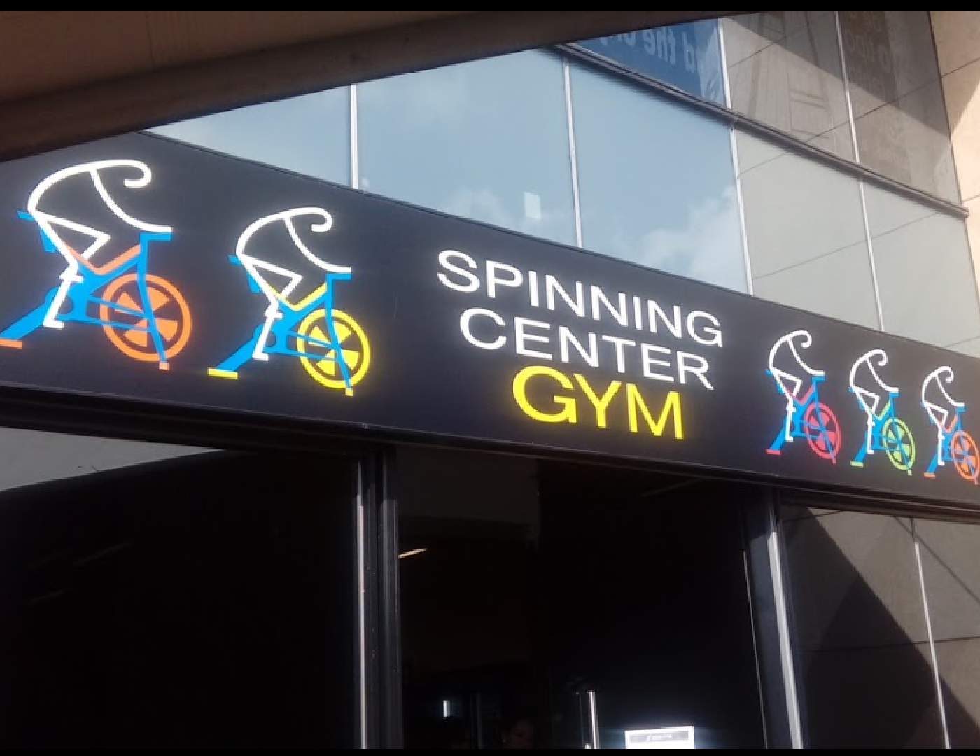 Se llevaron varios objetos de valor.