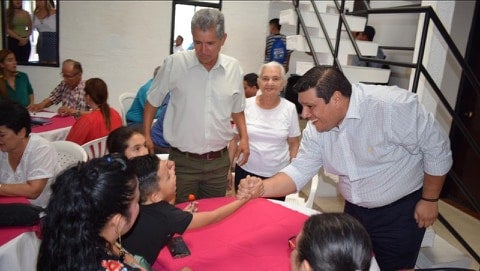 la Casa de la Garantía, fortalecer programas de capacitación a la comunidad para mejorar los ingresos del hogar