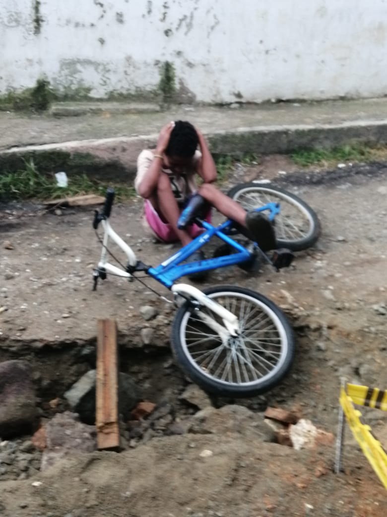 Hueco barrio Restrepo