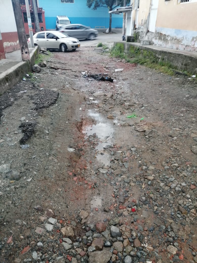 Hueco barrio Restrepo