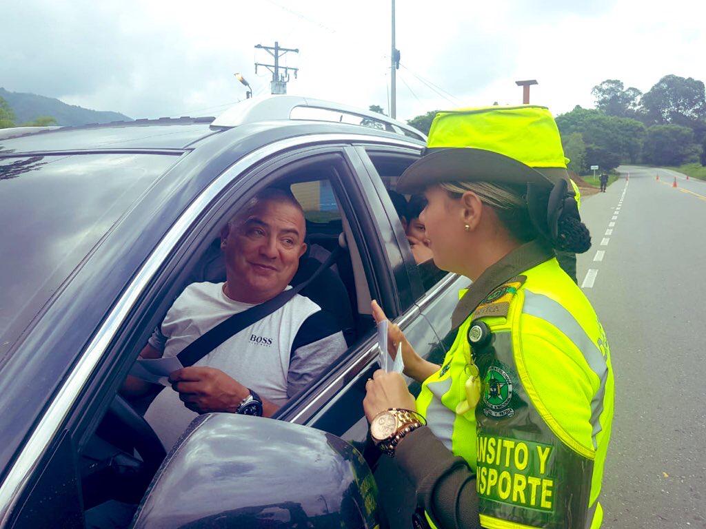 Policía de Tránsito. Ilustración.