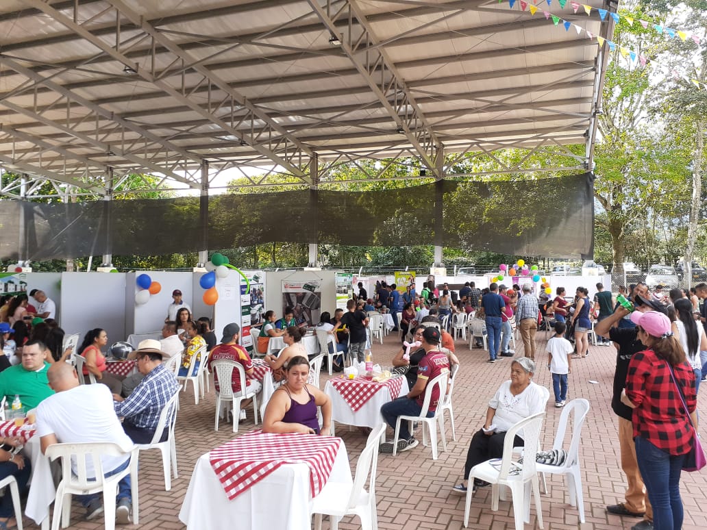 Segundo Festival de la Empana Tolimense en Comfatolima