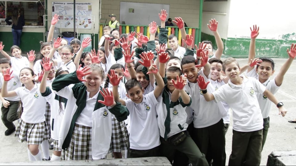 Estudiantes recibieron la ruta de acción en caso de estar en peligro de reclutamiento por parte de grupos armados o delincuencia común