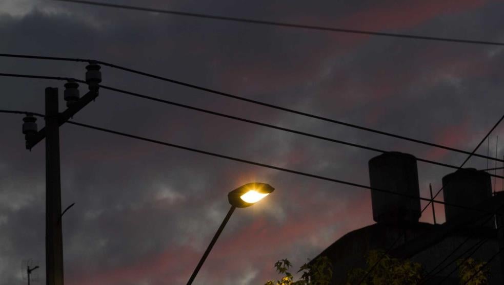 Las facturas del servicio de energía en El Espinal ha tenido incrementos hasta del 200%