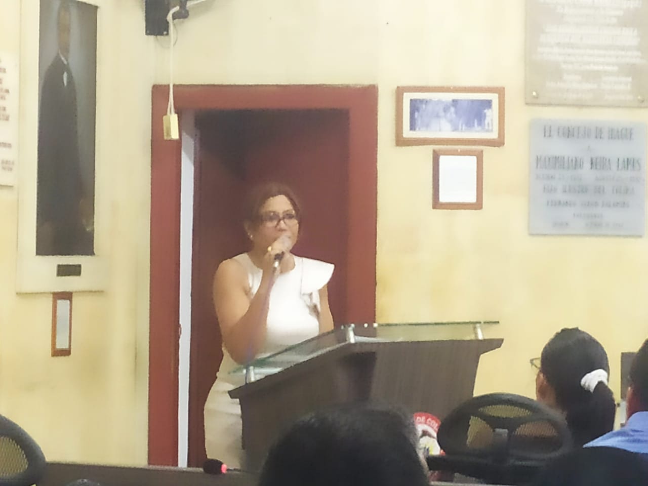 Elección de contralora