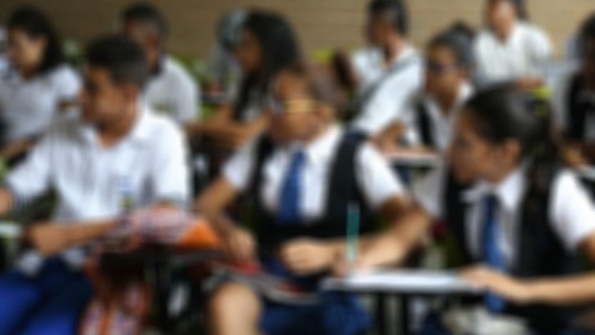 El disciplinado presuntamente se dirigía con expresiones como “mamacita rica”, “mi amor”, “mi vida”, “usted me tiene que dar algo”.