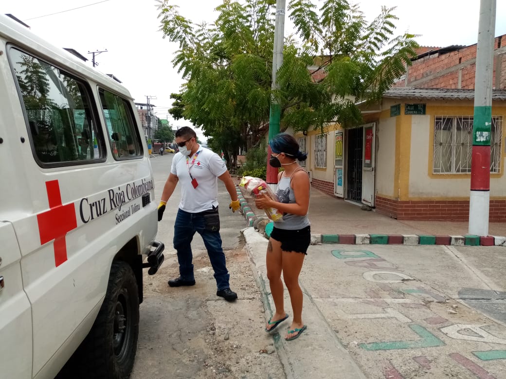Ayudas Mercacentro y Cruz Roja