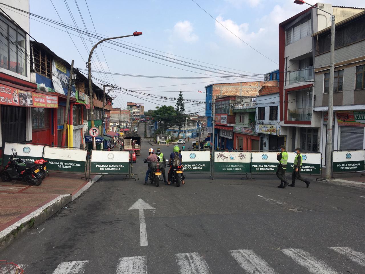 Patrullan calles de Ibagué