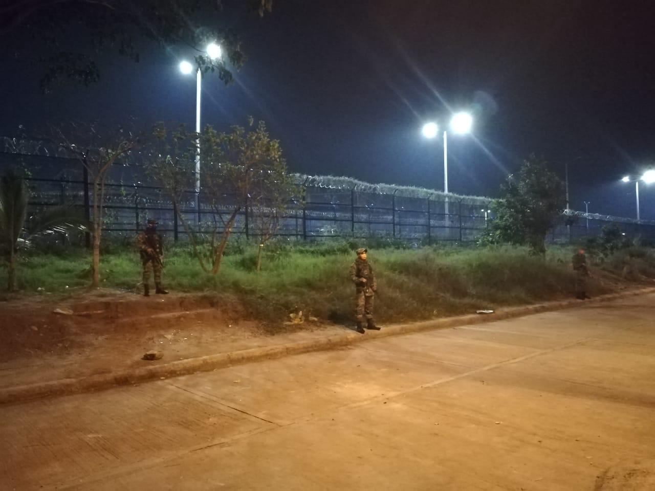 Patrullan calles de Ibagué