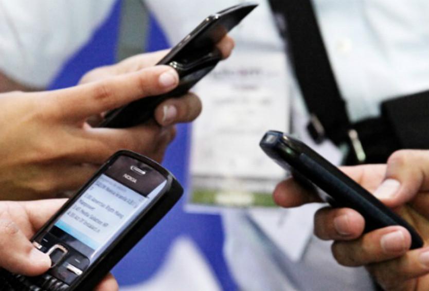 El Decreto suspende para los planes de servicios móviles de voz y datos, en las modalidades de prepago y de pospago el cobro del IVA