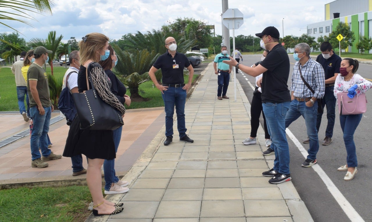 Contraloría vigila estado y entrega de kits nutricionales en pandemia COVID-19