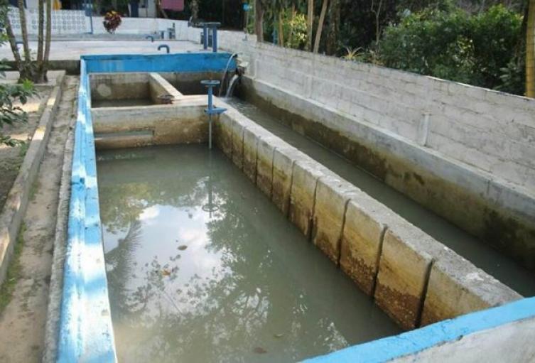 Fue aprobado en tercer debate con once votos positivos y cuatro negativos