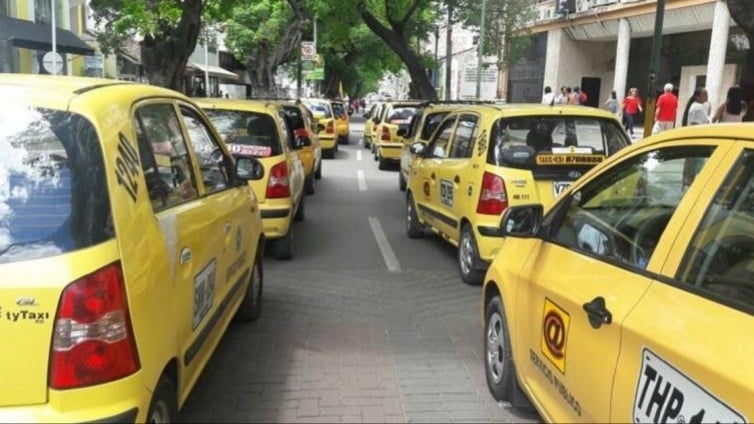 En estos momentos sólo están autorizados el 15% de los vehículos que tienen plataforma para prestar el servicio a domicilio