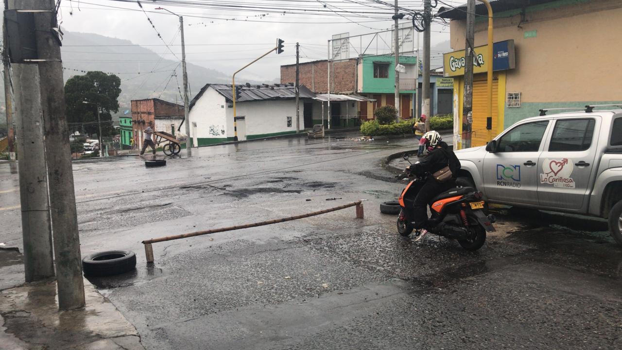 Bloqueo en las calles de Ibagué